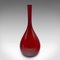 Skandinavische Vintage Vase mit schmalem Stiel aus dekorativem Glas & Posy Sleeve, 1960er 3