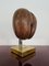 Escultura doble de coco sobre soporte de latón, Francia, años 70, Imagen 4
