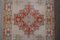 Alfombra turca vintage de alfombra beige rosa, años 60, Imagen 2