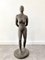 Gehende weibliche nackte Betonskulptur, 2002 3