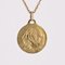 Französische 18 Karat Gelbgold Medaille der Jungfrau Maria von Lourdes von A. Augis, 1960er 8