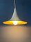 Lámpara colgante era espacial Mid-Century en blanco con sombrero de bruja, Imagen 5