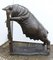 Estatua de bronce de cerdo de tamaño natural mirando el arte del jardín de la cerda, Imagen 5