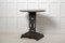 Schwedischer Mitteltisch mit schwarzer Lackierung, ovaler Tischplatte und verziertem Gestell 6