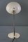 Lámpara / Lámpara de escritorio estilo Bauhaus vintage de metal blanco, años 60, Imagen 5
