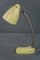 Lámpara de escritorio / lámpara vintage de metal amarillo, años 60, Imagen 6