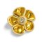 Vintage Blumenbrosche aus Keramik & goldenem Messing mit Kristallnadelbrosche von Yves Saint Laurent 1