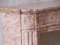 Camino antico in marmo, Francia, nei toni del rosa, Immagine 6