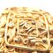 Goldene Pin-Brosche von Chanel 7