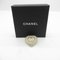Spilla a forma di cuore di perle finte di Chanel, 2022, Immagine 6