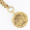 Goldene Halskette von Chanel 5