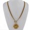 Goldene Halskette von Chanel 2