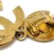 Orecchini pendenti CC trapuntati in oro di Chanel, set di 2, Immagine 4