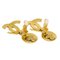 Aretes colgantes CC acolchados de oro de Chanel. Juego de 2, Imagen 2