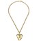Collar con colgante CC en forma de corazón dorado de Chanel, Imagen 1