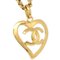 Collar con colgante CC en forma de corazón dorado de Chanel, Imagen 2