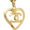 Collar con colgante CC en forma de corazón dorado de Chanel, Imagen 2