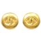 Goldfarbene Knopfohrringe von Chanel, 2 . Set 1