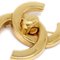 Große Drehverschlussbrosche in Gold von Chanel 2