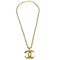 Goldene Halskette mit Kettenanhänger von Chanel 1