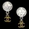Chanel Boucles d'Oreilles Pendantes Médaillon Doré Argenté Clip-On 97P 112306, Set de 2 1