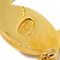 Goldene Drehverschlussbrosche von Chanel 4