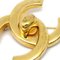 Goldene Drehverschlussbrosche von Chanel 2