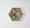 Aplique o lámpara de techo hexagonal de latón y vidrio biselado de Fontana Arte, Italia, años 50, Imagen 14