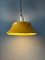 Lámpara colgante Mid-Century de metal amarillo, Imagen 2
