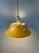 Lámpara colgante Mid-Century de metal amarillo, Imagen 4