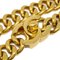 Goldene Turnlock Halskette von Chanel 2