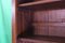 Librería abierta de roble marrón y olmo con estantes ajustables, Imagen 9