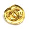 Goldfarbene Coco Mark Metallbrosche von Chanel 1
