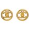 CC Turnlock Knopf-Ohrringe in Gold von Chanel, 2 . Set 1