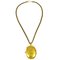 Collana con ciondolo medaglione in oro di Chanel, Immagine 1