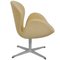 Swan Chair aus gelbem Christianshavns Stoff von Arne Jacobsen 2