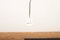 Lámpara Spider Clamp de varilla de metal cromado y pantalla de chapa blanca de Joe Colombo para Oluce, 1966, Imagen 3