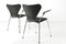 Sedie modello 3207 con rivestimento Kvadrat nero di Arne Jacobsen per Fritz Hansen, Danimarca, 1996, set di 8, Immagine 6
