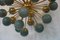 Lámpara de araña Sputnik Mid-Century esférica de latón y vidrio verde, 2000, Imagen 7