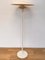 Lámpara de pie Mid-Century de estilo de Poul Henningsen, Dinamarca, años 60, Imagen 7