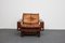 Sillón y otomana Mid-Century de pino y cuero coñac, Francia, años 60. Juego de 2, Imagen 4