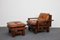 Sillón y otomana Mid-Century de pino y cuero coñac, Francia, años 60. Juego de 2, Imagen 1