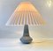 Staubblaue Tischlampe aus Keramik mit geometrischem Dekor von Einar Johansen für Søholm, 1960er 2