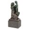 Joseph Csáky, Mutter mit Kind, Bronze auf Granitsockel 1