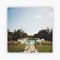 Lámina fotográfica Slim Aarons, Dining in the Bahamas, Estate Stamped, Imagen 1