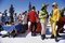 Lámina fotográfica Slim Aarons, Snowmass Gathering, Estate Stamped, Imagen 1