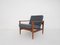 Sillón de teca atribuido a Illum Wikkelso modelo Ek para Niels Eilersen, Dinamarca, años 60, Imagen 1