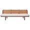 Sofá cama GE7 danés moderno de teca y ratán atribuido a Hans J. Wegner para Getama, años 50, Imagen 1
