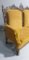 Antikes Sofa aus geschnitztem Nussholz 8