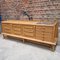 Credenza grande vintage in quercia chiara di Guillerme & Chambron per Votre Maison, Immagine 2